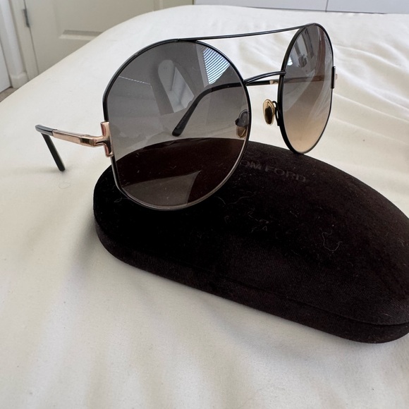 Tom Ford Round Sunglasses - Picture 1 of 5